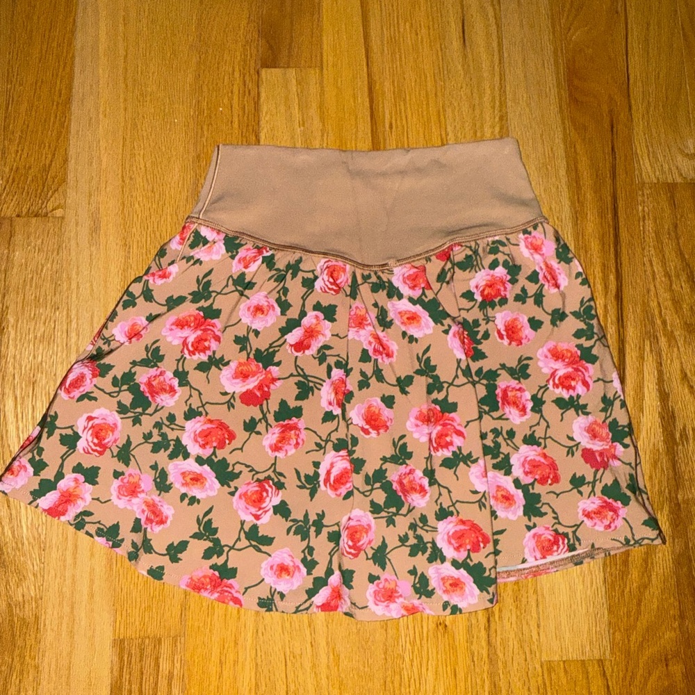 Women’s Beige with Pink Roses Sport Skort